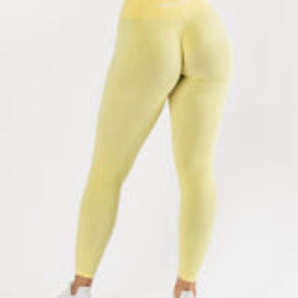 Alphalete Set In Lemonade - Picture 2 of 5